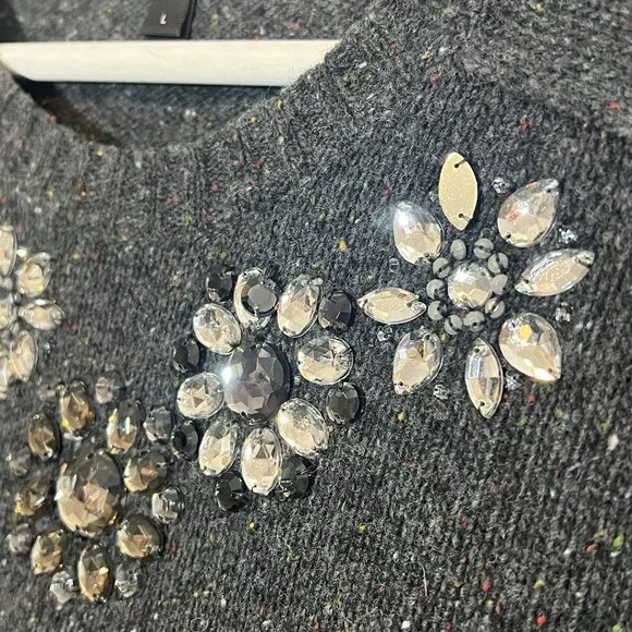 J Crew Women’s Lambswool Large Sweater Jeweled Donegal Pullover Gray Embellished - Picture 9 of 10